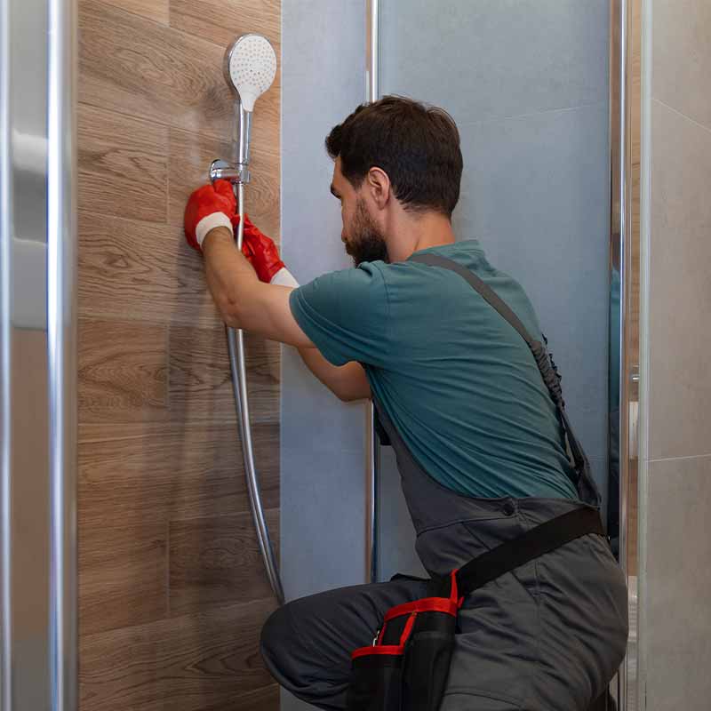 fontanero-en-barcelona-fontaneria-reparacion-24-horas-sb-instalaciones